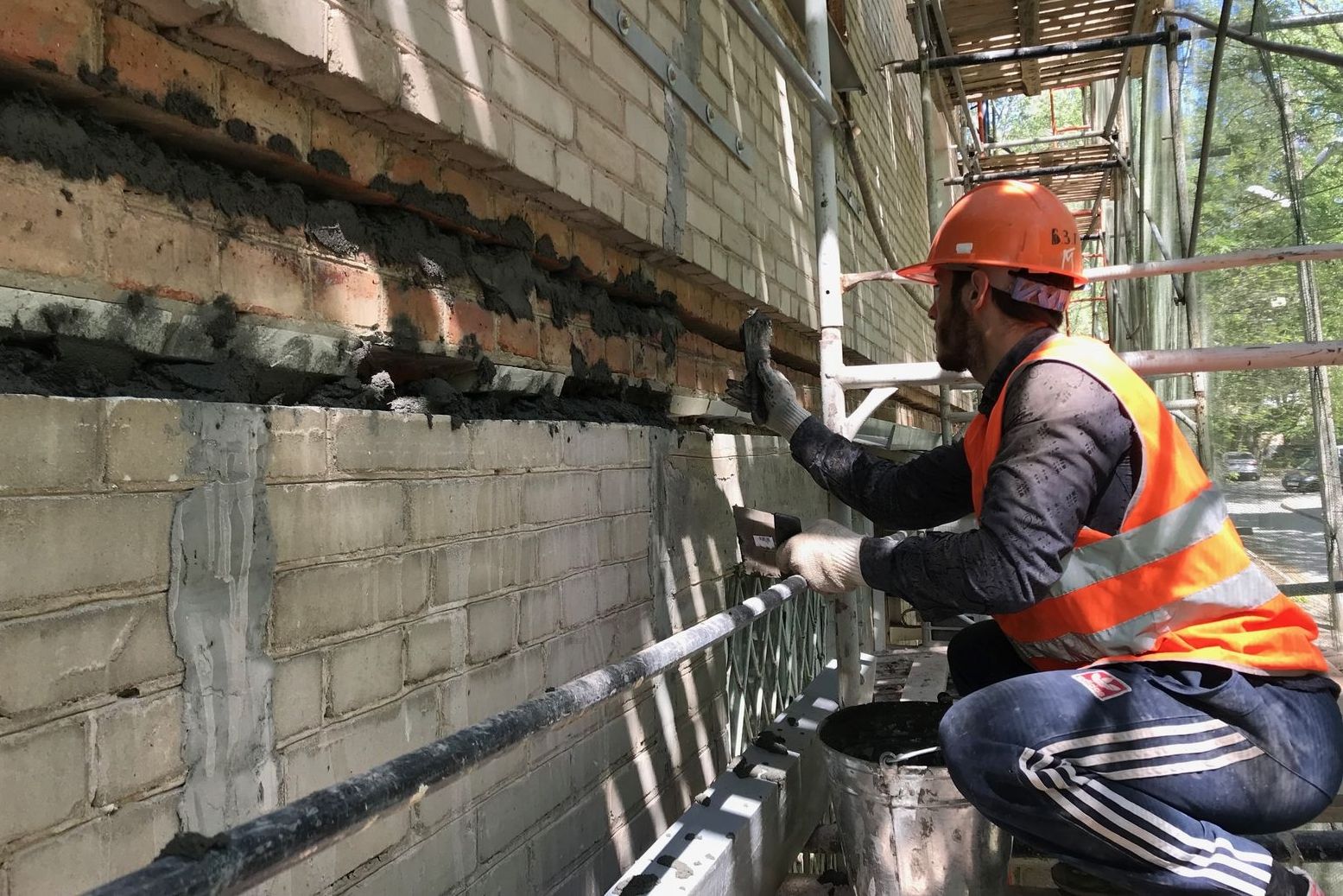 За 6 месяцев в Ростовской области по программе капремонта обновили 95 многоквартирных домов