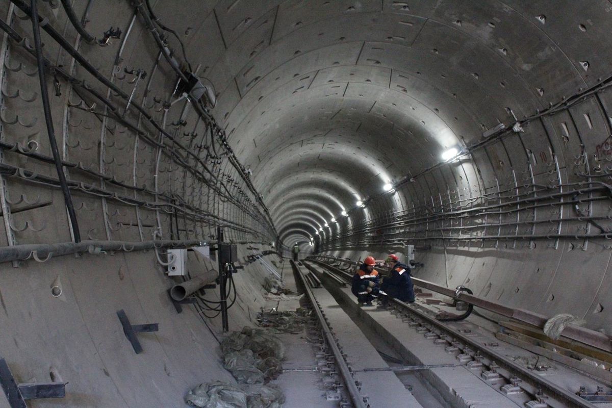 Метро нижний новости строительства. Стрелка (станция метро, Нижний Новгород). Станция стрелка Нижегородский метрополитена. Станция метро стрелка. Метро 2 Нижний Новгород.