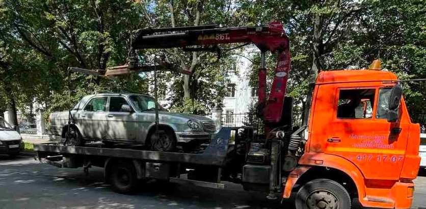 Более 40 брошенных автомобилей уберут с улиц Автозаводского района - фото 1