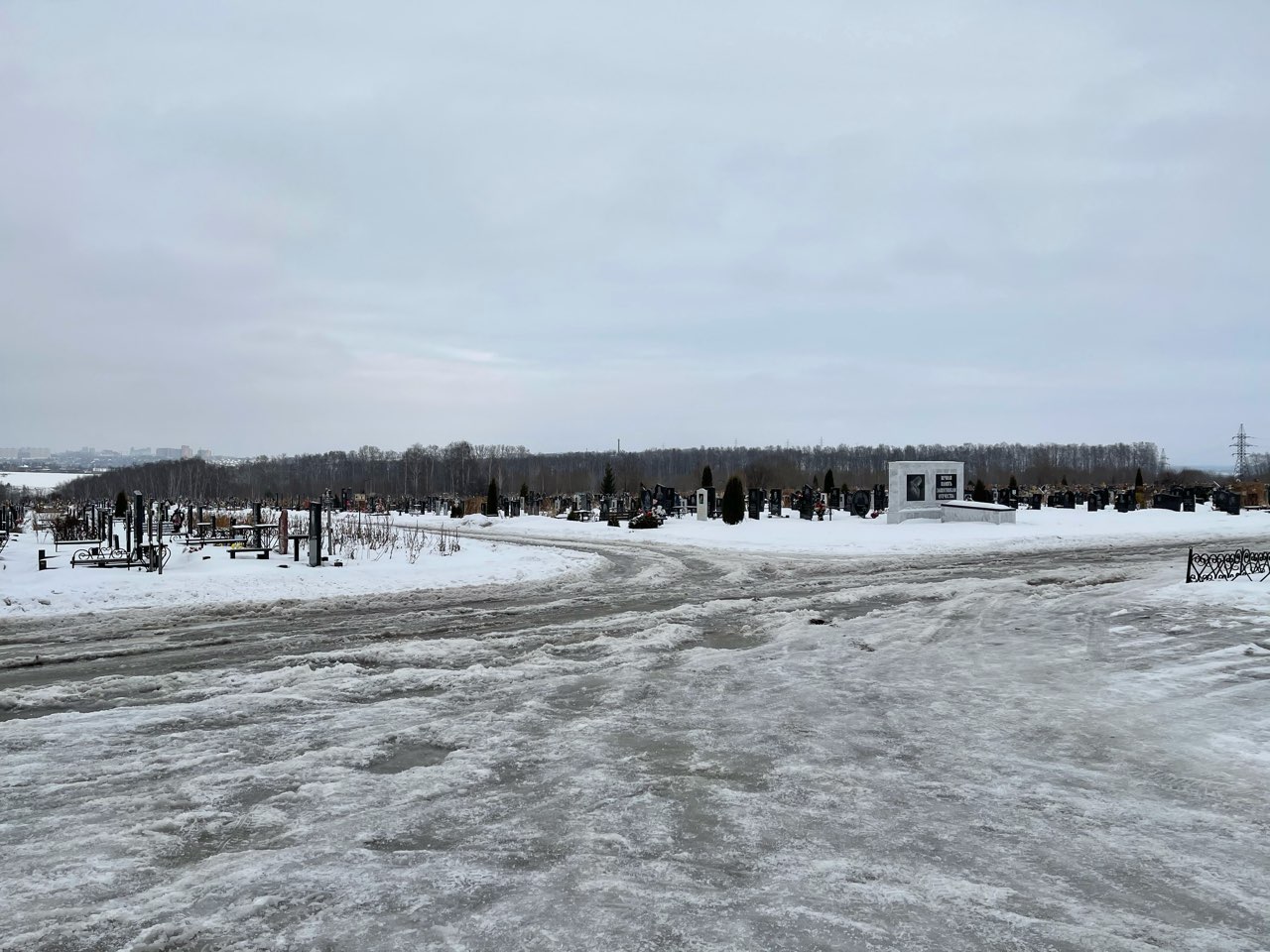 Туалеты на нижегородских кладбищах оборудуют за 3,9 млн рублей - фото 1