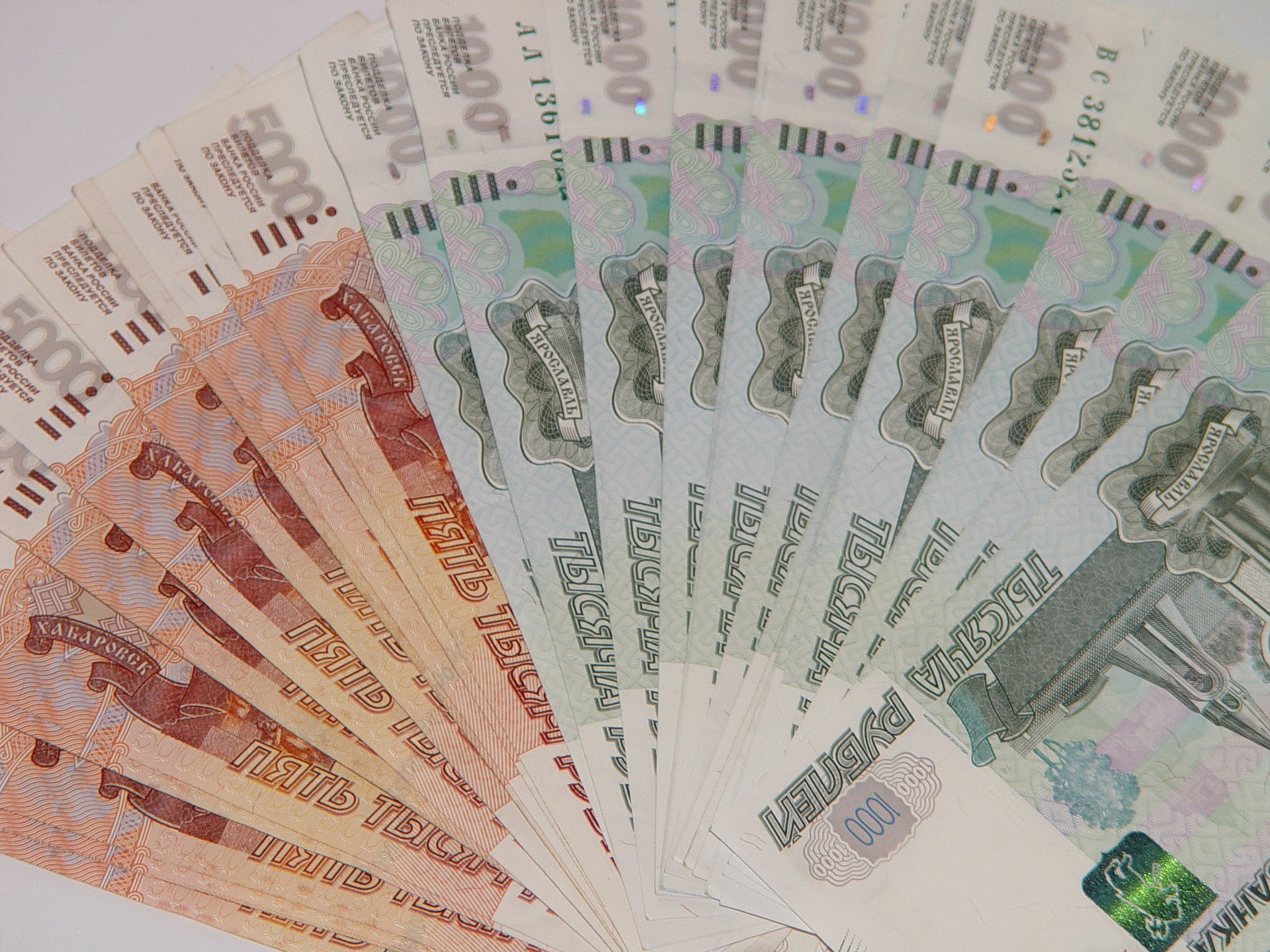 ОНФ предложил компенсировать расходы на ЖКХ бедным россиянам - фото 1